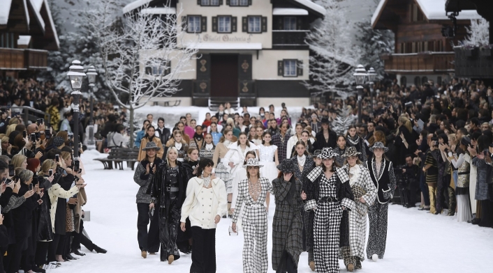 Desfile de despedida a Karl Lagerfeld