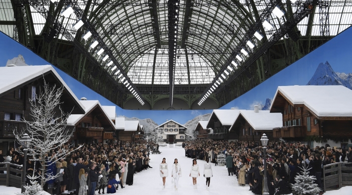 Desfile de homenaje a Karl Lagerfeld