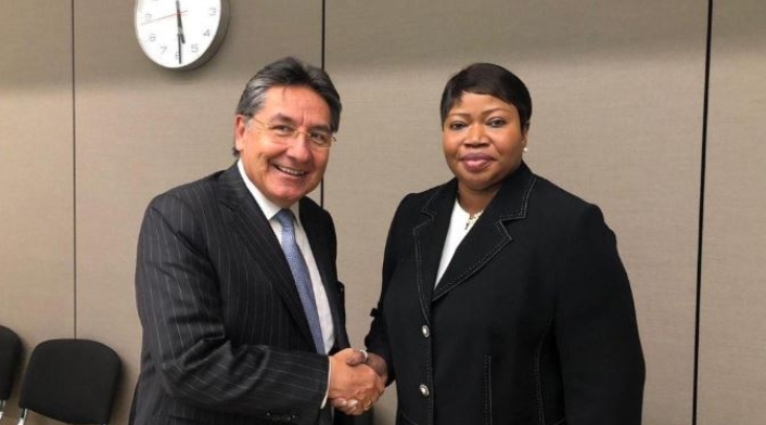 Néstor Humberto Martínez y Fatou Bensouda Fiscal general y Fiscal CPI