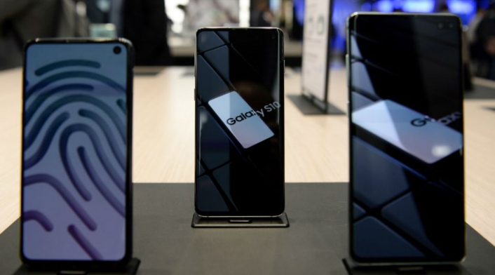 Samsung Galaxy S10 Samsung Galaxy S10