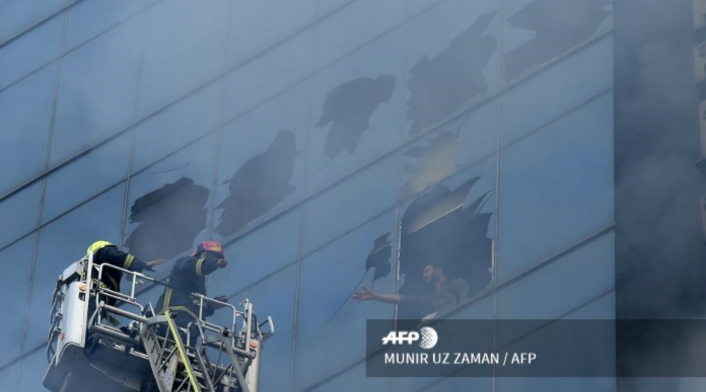 Incendio en edificio de Bangladesh Incendio en edificio de Bangladesh