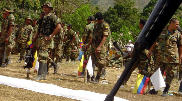 Paramilitares Paramilitares