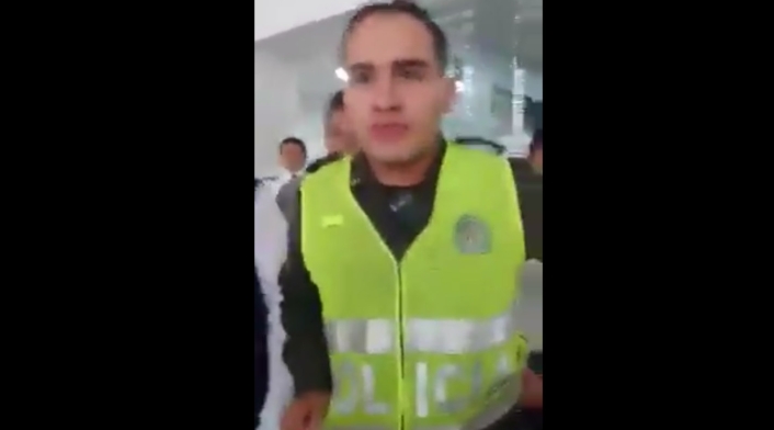 Policía
