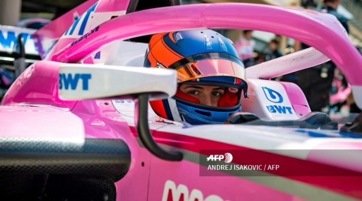 Tatiana Calderón durante la segunda carrera de la Fórmula 2 en Baréin