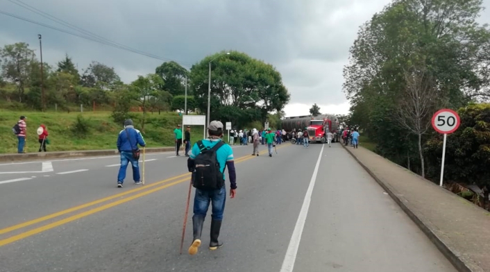 La Vía Panamericana, bloqueada por comunidades indígenas