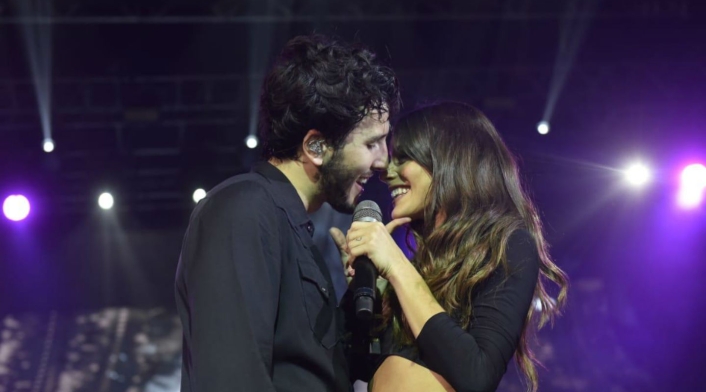 Beso de Sebastián Yatra y Tini Stoessel en Buenos Aires