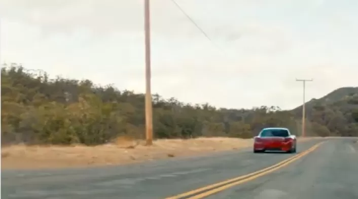 Carro autonomo tesla