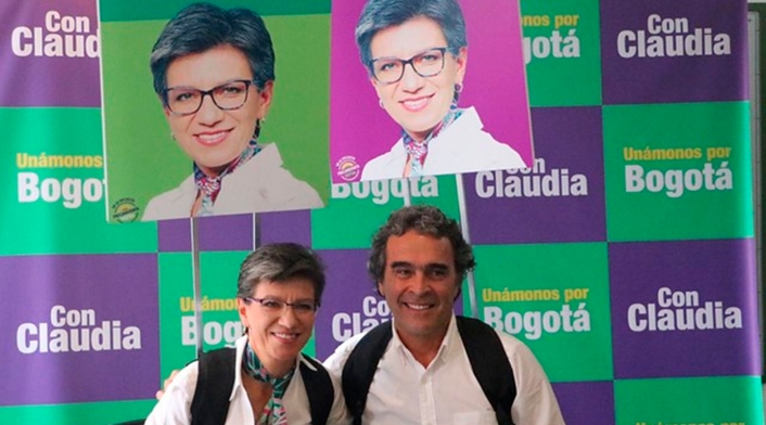Claudia López y Sergio Fajardo en rueda de prensa ofrecida en Bogotá
