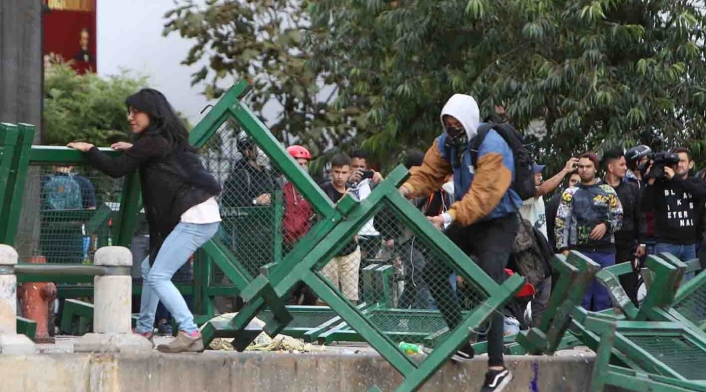 Manifestaciones en la Plaza de Bolívar 25 de abril de 2019