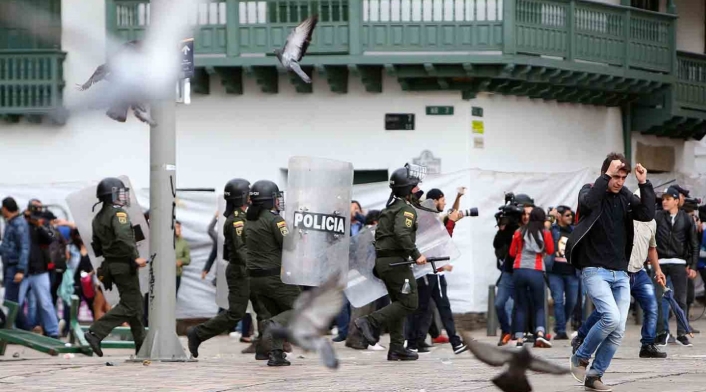 Manifestaciones en la Plaza de Bolívar 25 de abril de 2019