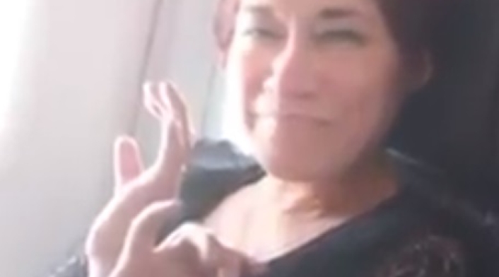 La mujer viajó a Colombia con su pareja
