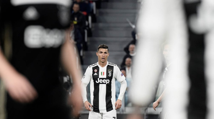 Cristiano Ronaldo, eliminado de la Champions League. Cristiano Ronaldo, eliminado de la Champions League.