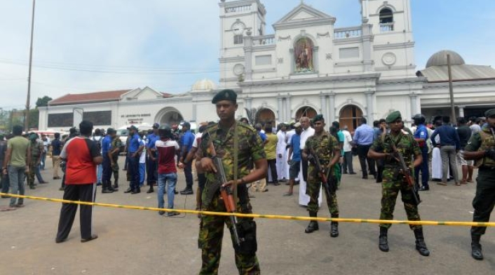 156 muertos por explosiones en iglesias y hoteles de Sri Lanka