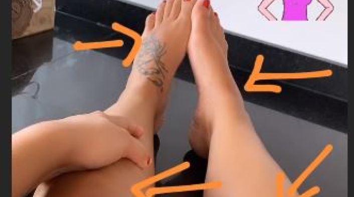Historial de Andrea Valdiri en Instagram