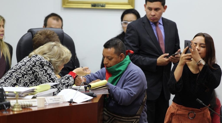 Voceros indígenas en la comisión primera de la Cámara