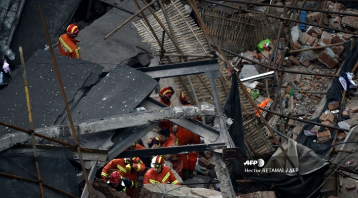 Edificio se desplomó en Shanghái