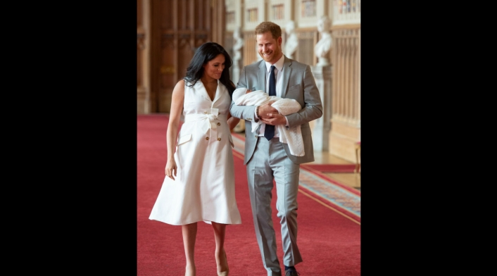 Meghan Markle y el príncipe Harry presentan a su primer hijo