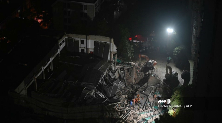Edificio se desplomó en Shanghái