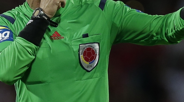 Árbitro Liga Águila Árbitro Liga Águila