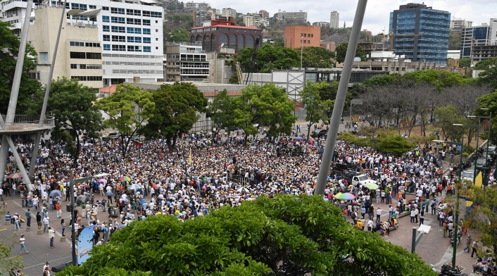 Simpatizantes de Juan Guaidó reunidos en Caracas, el 11 de mayo de 2019