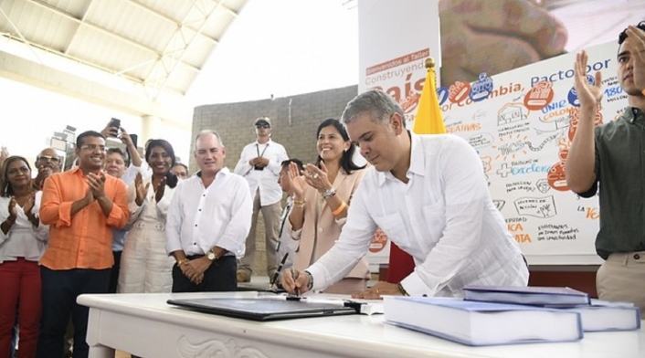 Iván Duque sancionó Plan Nacional de Desarrollo Iván Duque sancionó Plan Nacional de Desarrollo