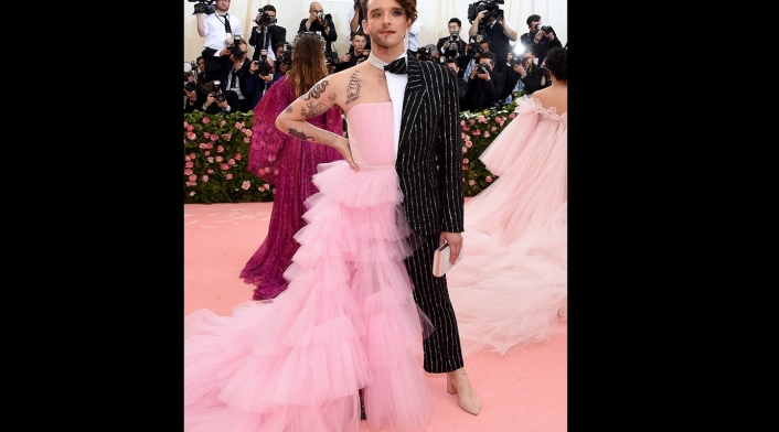Michael Urie en la Met Gala 2019