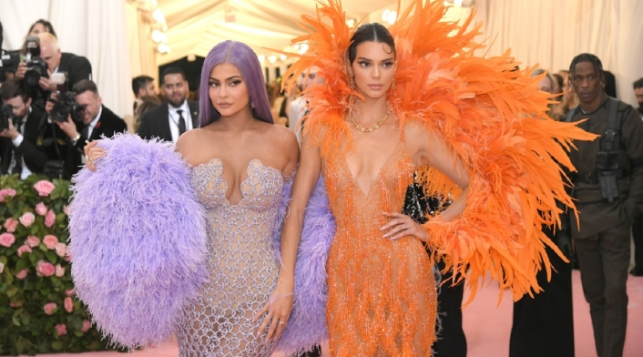 Kendall y Kylie Jenner en la Met Gala 2019