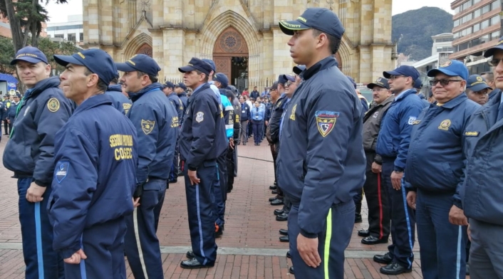 Las empresas de seguridad privada contribuyen con la generación de empleo. Empresas de seguridad privada refrendan pacto con la Policía de Bogotá.