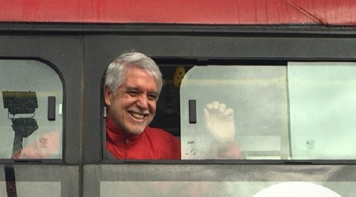 Peñalosa en Transmilenio Peñalosa en Transmilenio