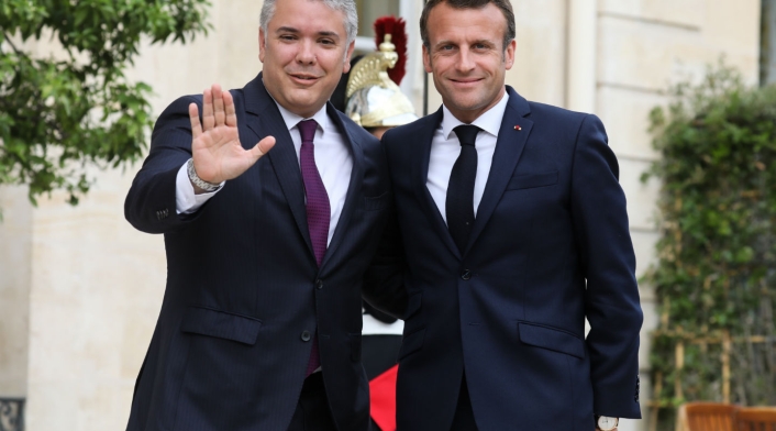 Presidente Iván Duque junto a su homólogo francés, Emmanuel Macron