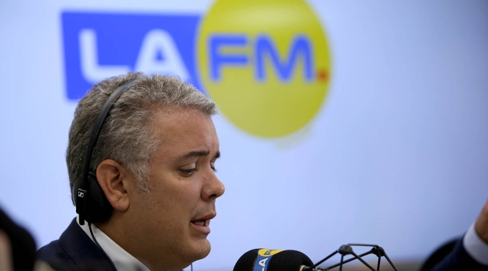 El presidente Iván Duque en la mesa de trabajo de LA FM El presidente Iván Duque en la mesa de trabajo de LA FM