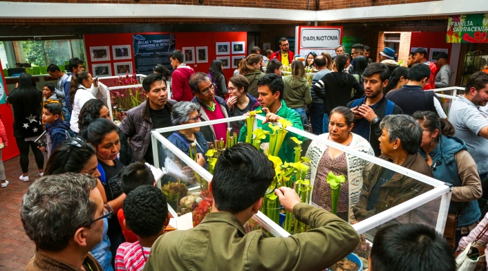 Visitantes en el Jardín Botánico de Bogotá