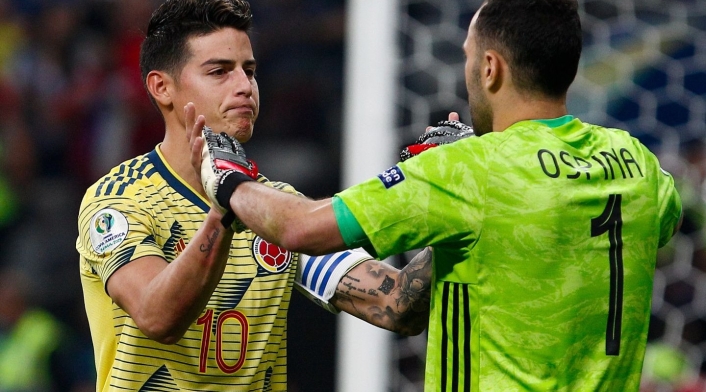 James Rodríguez y David Ospina