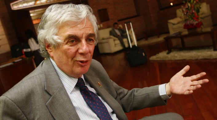 El profesor Moisés Wasserman.