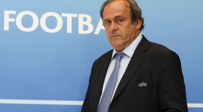Michel Platini niega acusaciones de corrupción