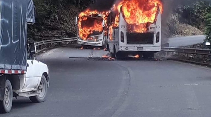 Carros quemados ELN Carros quemados ELN