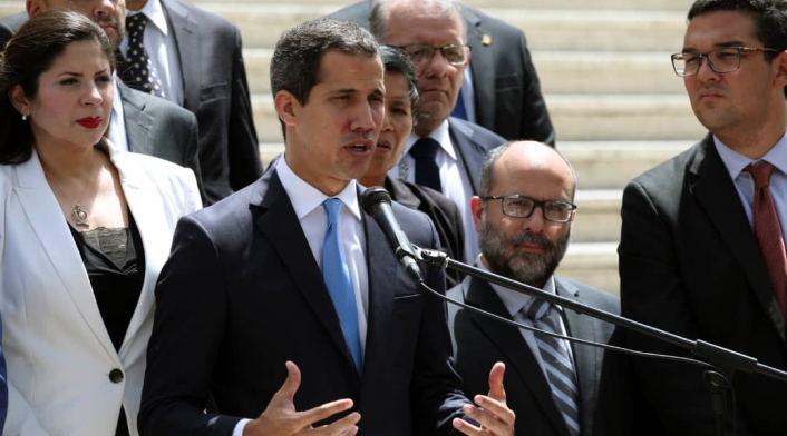 Juan Guaidó con Michelle Bachelet