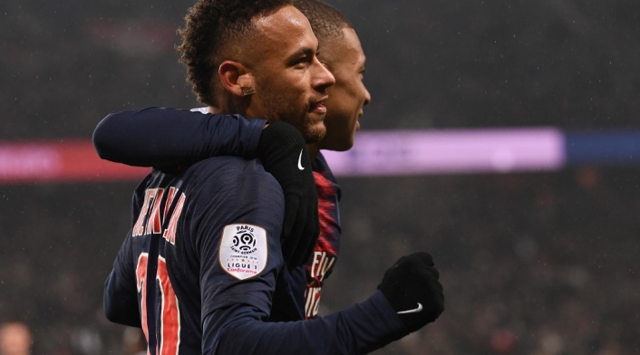 Neymar con la camiseta del PSG