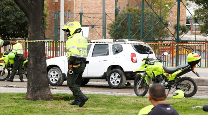 La Policía Metropolitana de Bogotá en labores de inspección en la capital