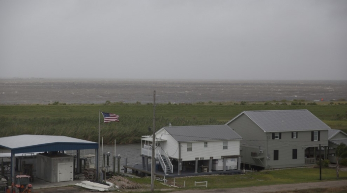 La tormenta Barry amenaza con convertirse en huracán.