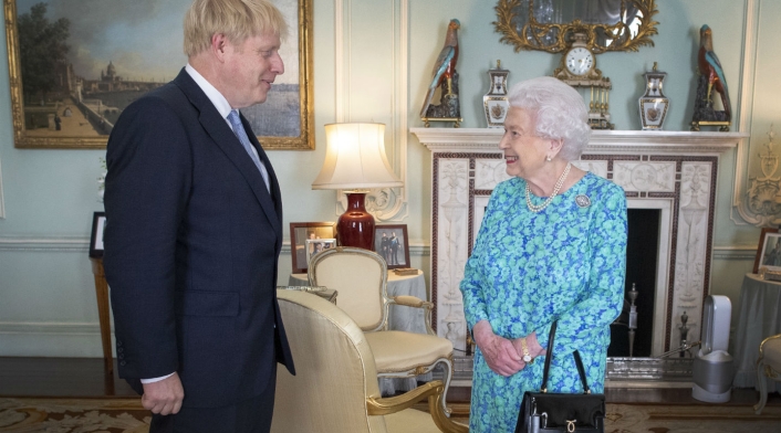 Boris Johnson se reunió con la Reina Isabel II Boris Johnson se reunió con la Reina Isabel II