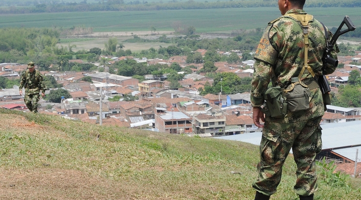 El Ejército custodiando El Ejército custodiando