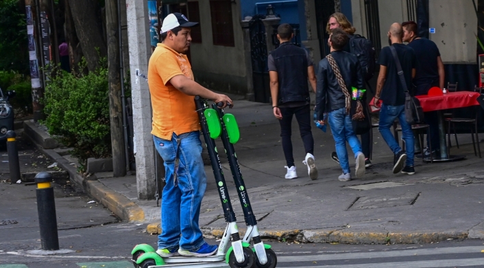 Este vehículo es una alternativa amigable con el medio ambiente.