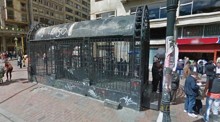 Entrada a los sótanos del centro de Bogotá Entrada a los sótanos del centro de Bogotá
