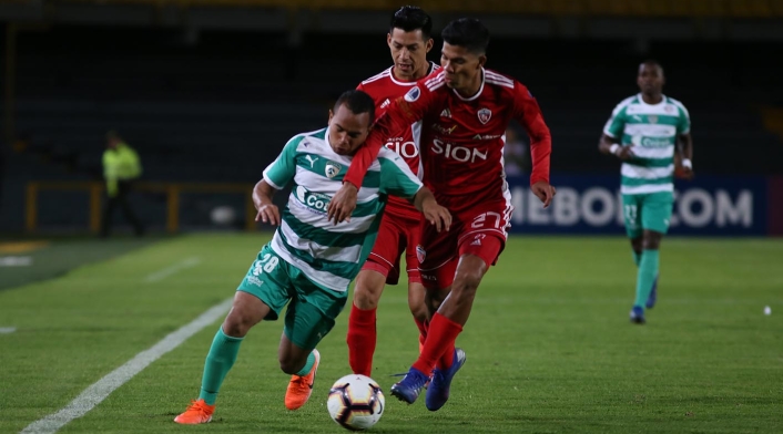 La Equidad Vs. Royal Pari