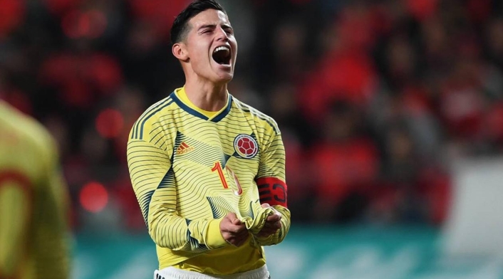 James Rodríguez jugando con la Selección Colombia