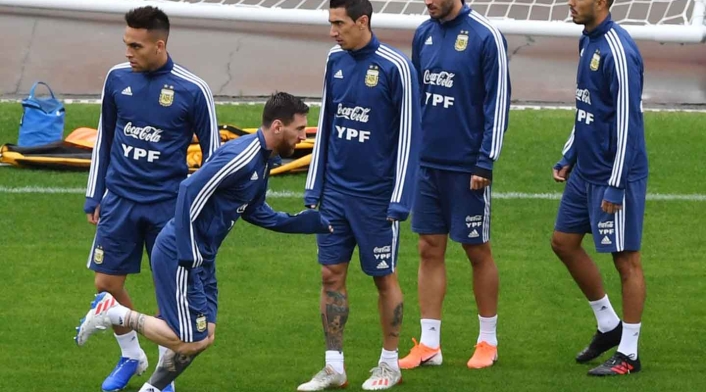Lionel Messi entrenando con la selección Argentina. Lionel Messi entrenando con la selección Argentina.