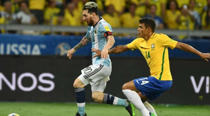 Messi y Thiago Silva