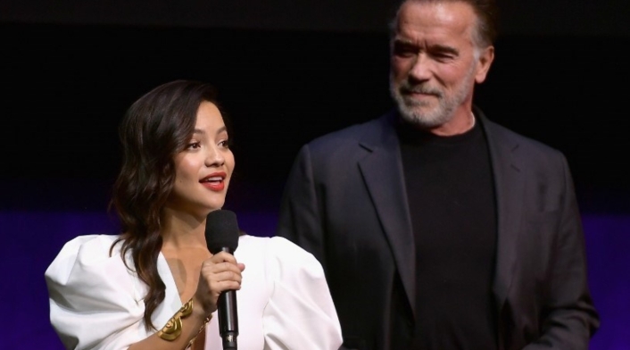 Natalia Reyes y Arnold Schwarzenegger