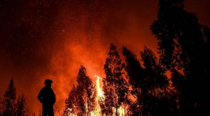 Ocho personas han resultado heridas por las llamas